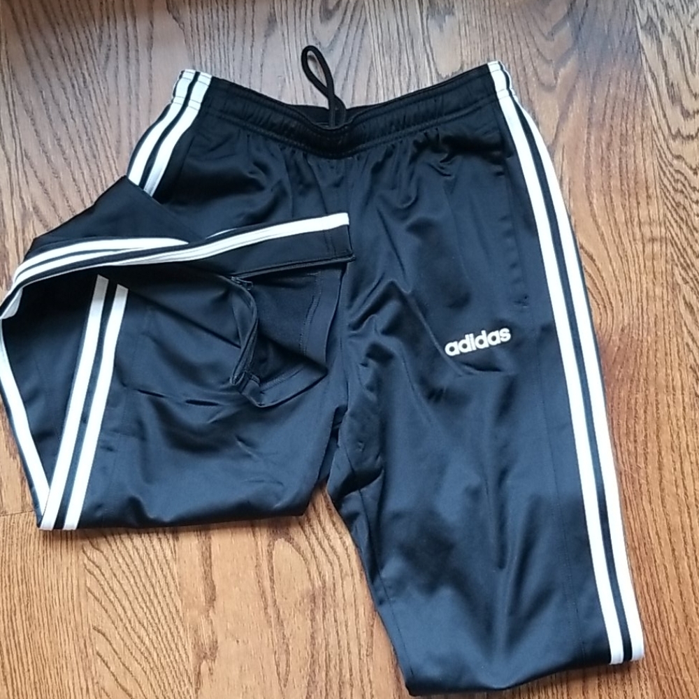 Size S (big boys)Black boys Adidas sports pants zippers ankle